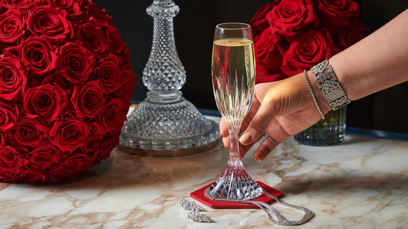 Holiday Teas gallery image for The Diamond Holiday Tea