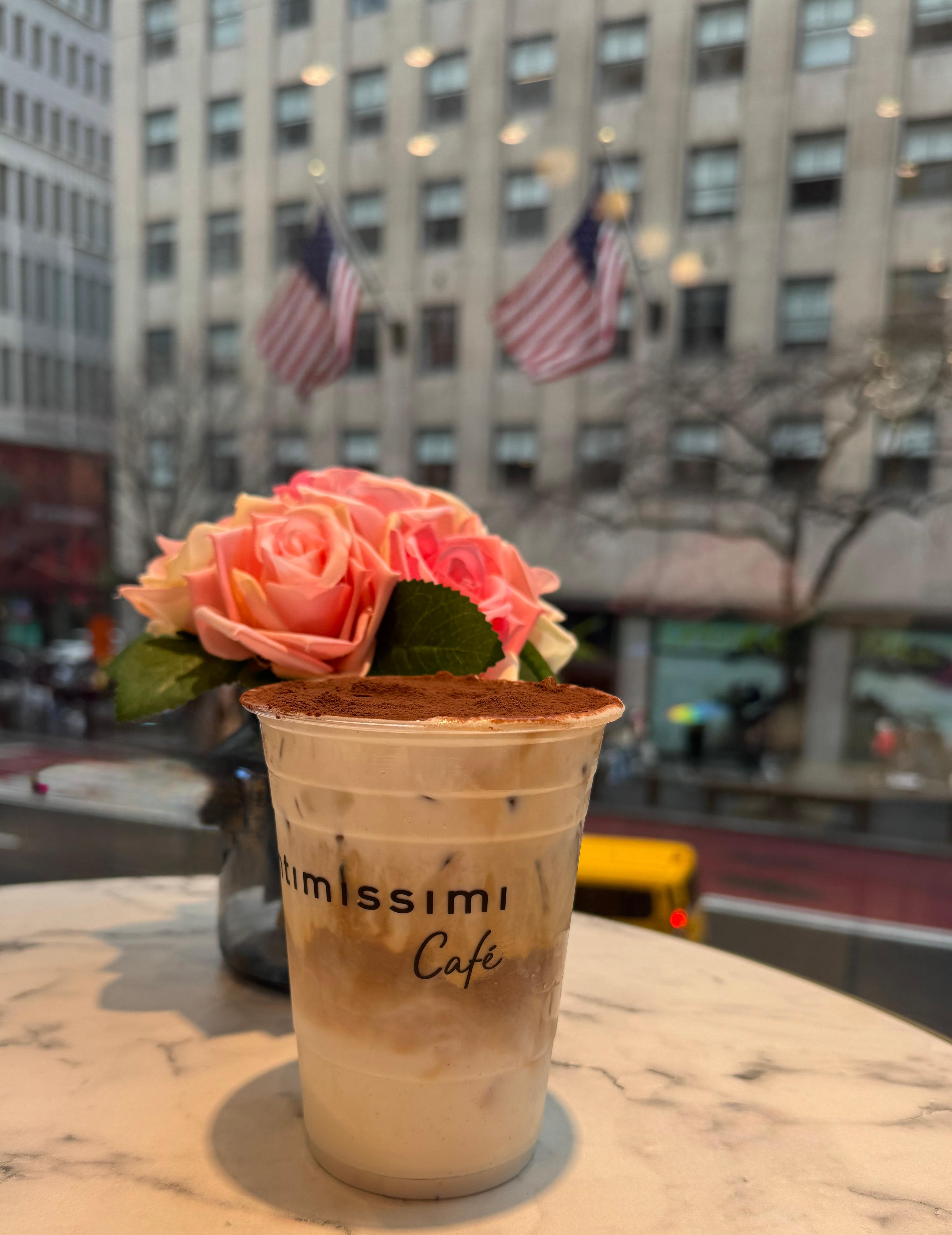 Brand Activations gallery image for Intimissimi cafe' by DELL'ARIA